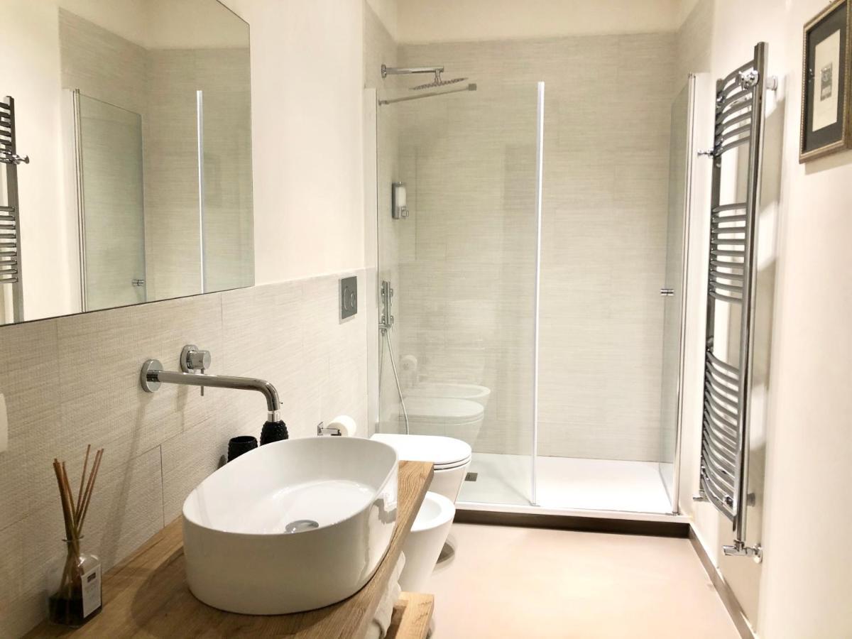 Opera Luxury Rosmini Daire Roma Dış mekan fotoğraf